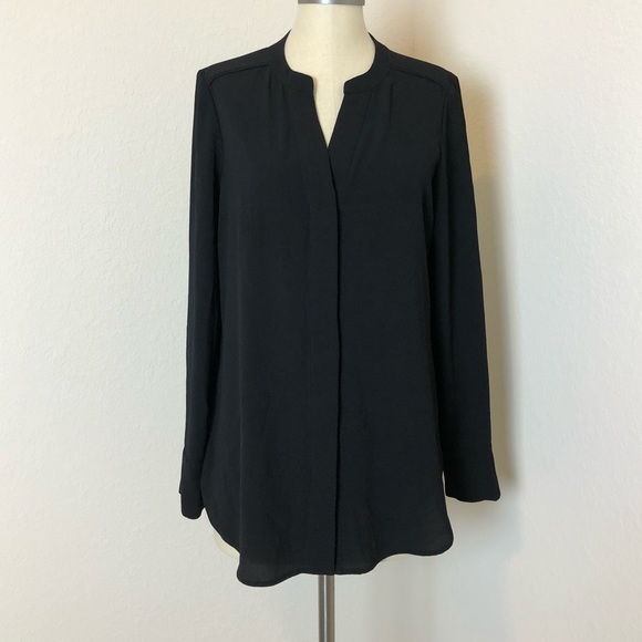 H&M Tops - H&M black split neck long sleeve tunic